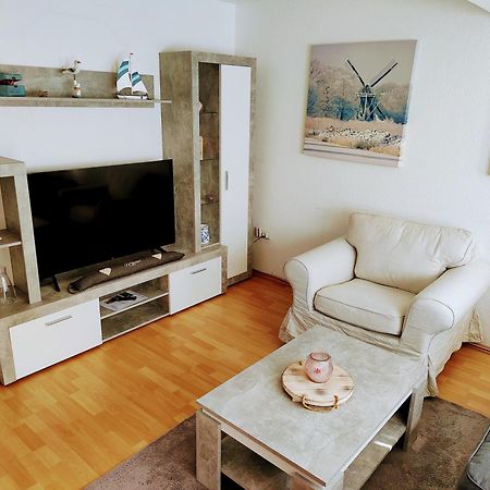 Ferienwohnung "Nordseeglueck" Greetsiel Exteriör bild