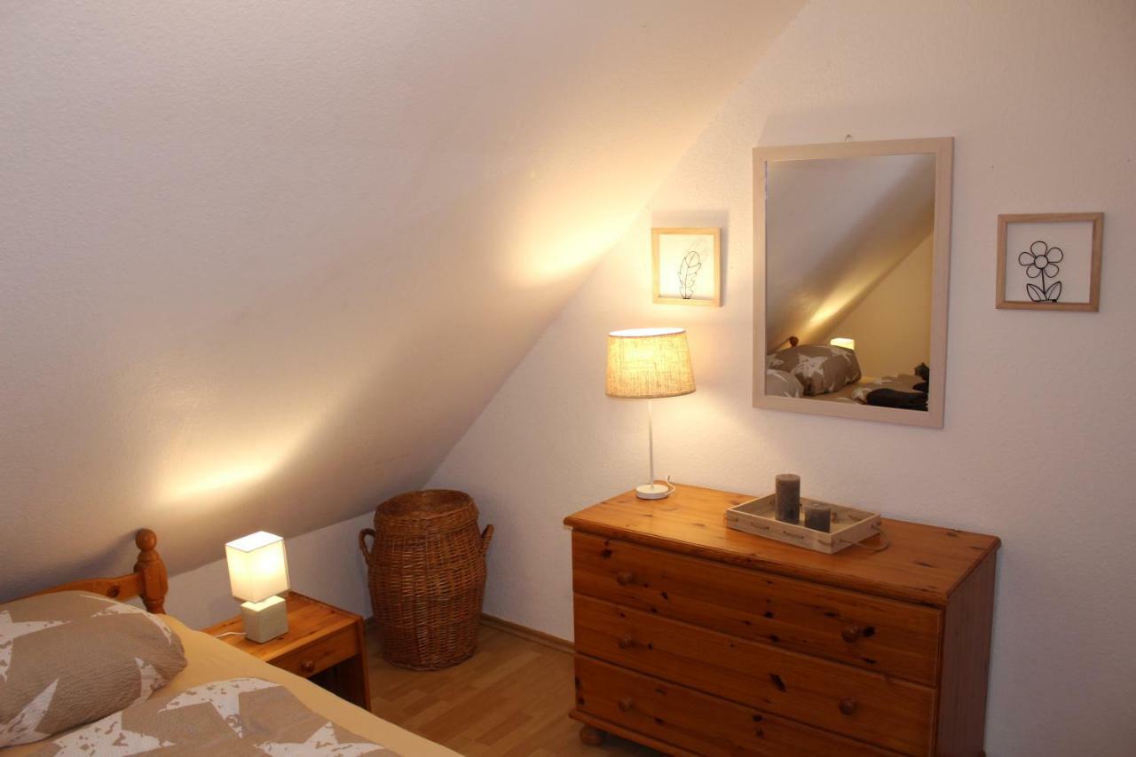 Ferienwohnung "Nordseeglueck" Greetsiel Exteriör bild